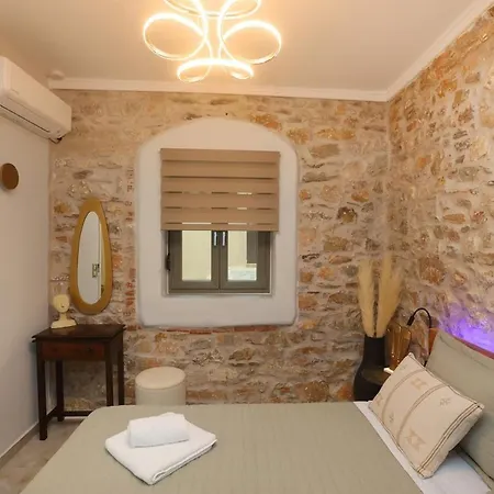Holiday home The Cat House Syros *